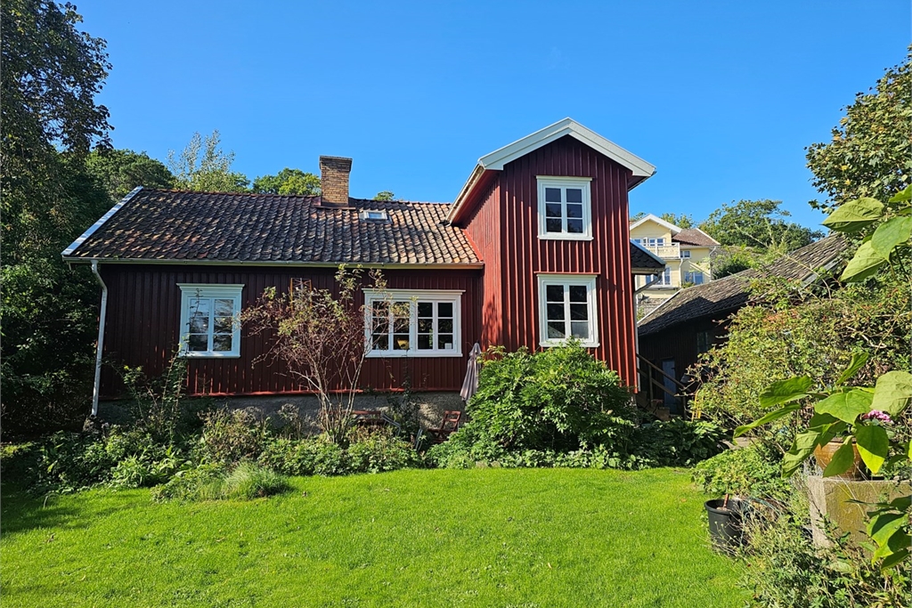 Husviksvägen 12